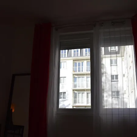 Quiet Tiny * Versalles