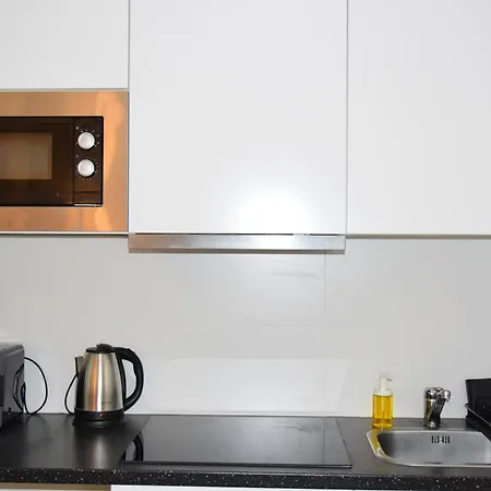 Quiet Tiny Apartamento *