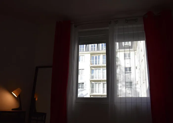 Quiet Tiny * Versalles